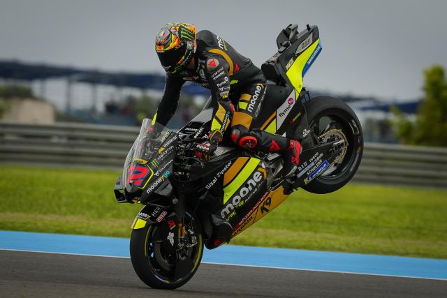 MotoGP: Bezzecchi cocnquista la pole nel Gp d’India. Dietro di lui Martin e Bagnaia