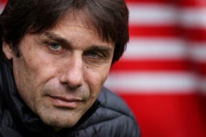 Antonio Conte nuovo allenatore del Napoli? Si decide nelle prossime ora